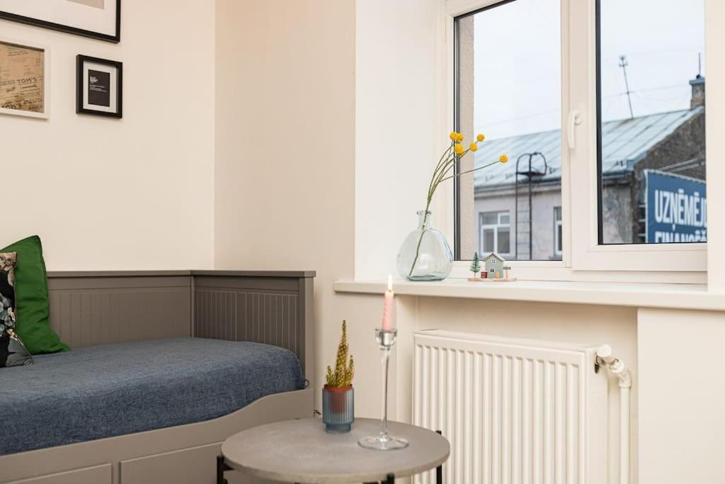 Cute With A View Over The Rooftops And Free Parking In The Area Апартамент *